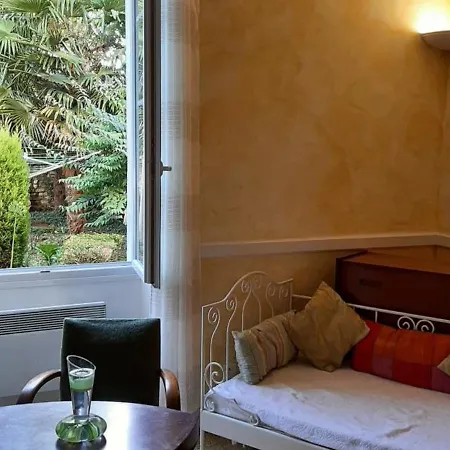 Casa de Férias Balzac, 2 Pieces, 2 Personnes - Fr-1-653-124 Balzac